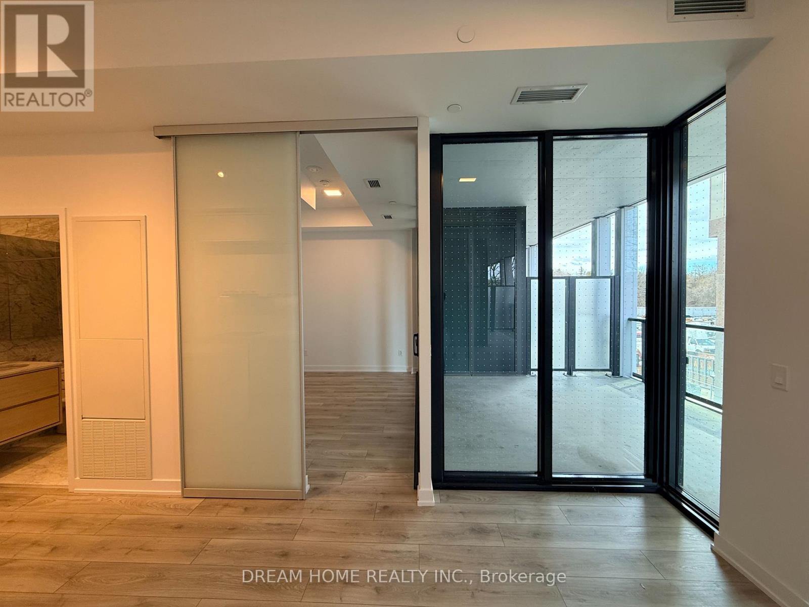 206 - 29 Green Trail Court, Toronto, Ontario  M2K 0J9 - Photo 4 - C13003468