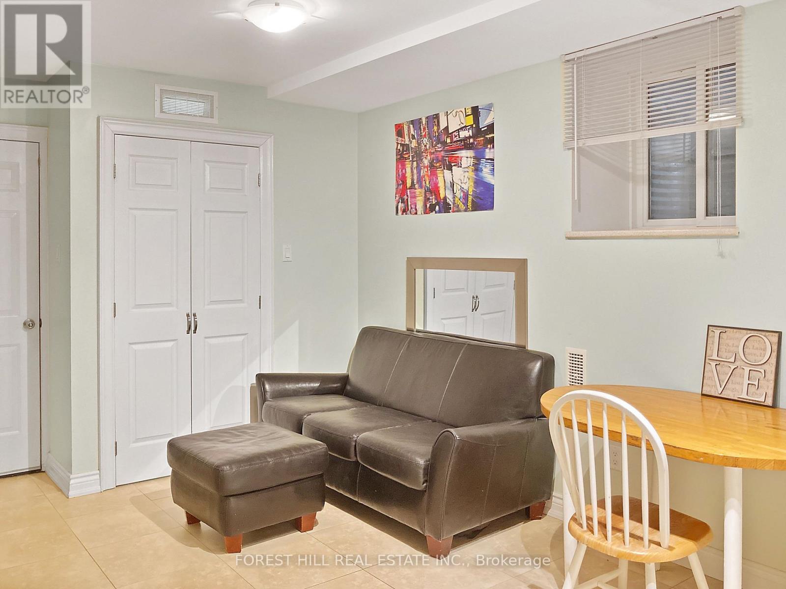 1b - 1491 Dundas Street W, Toronto, Ontario  M6K 1T6 - Photo 2 - C13003480