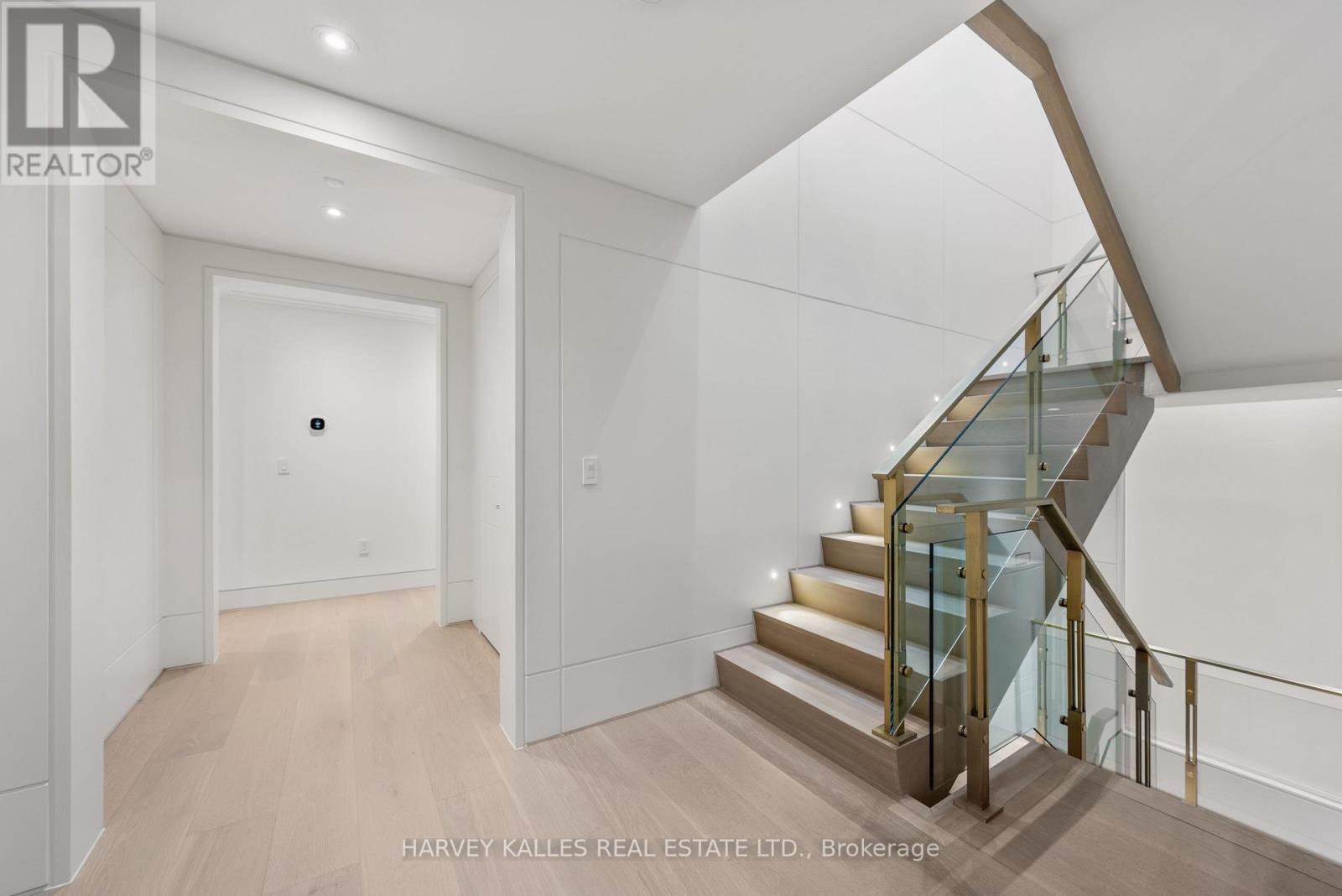 335 Lytton Boulevard, Toronto, Ontario  M5N 1R9 - Photo 15 - C13003502