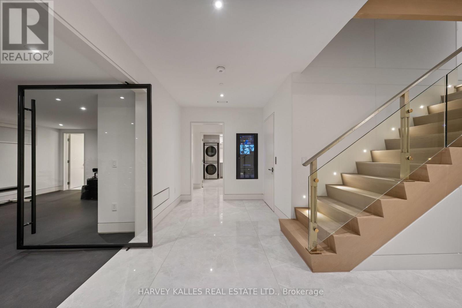 335 Lytton Boulevard, Toronto, Ontario  M5N 1R9 - Photo 39 - C13003502