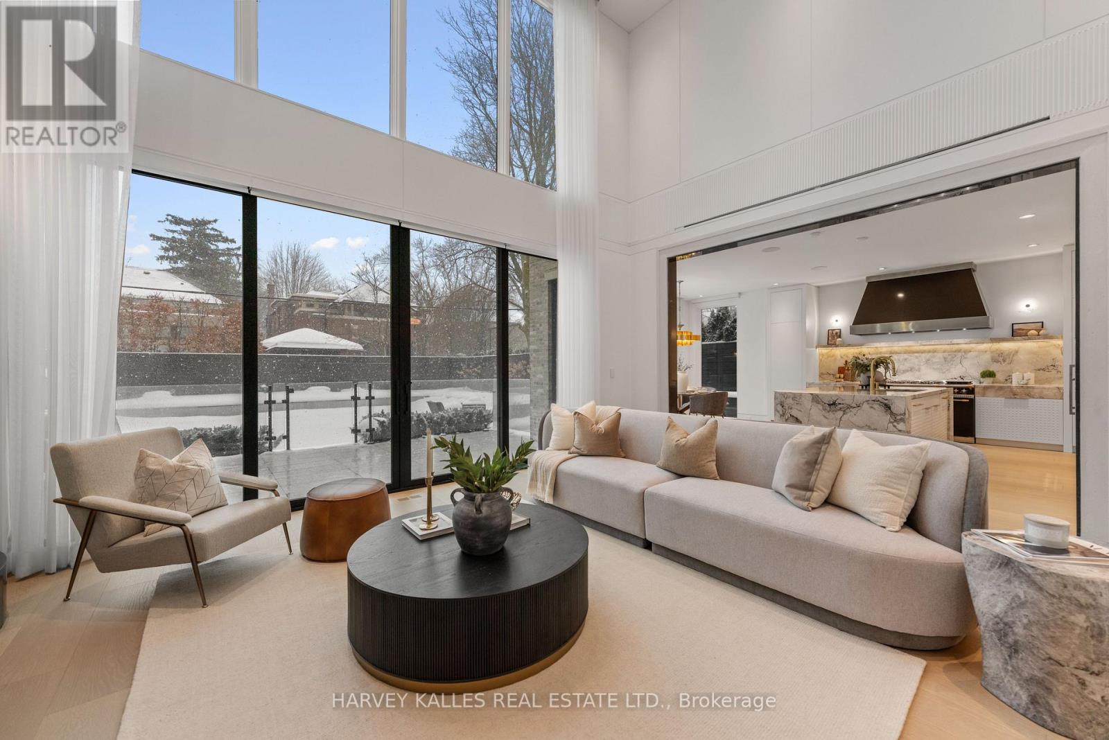 335 Lytton Boulevard, Toronto, Ontario  M5N 1R9 - Photo 9 - C13003502