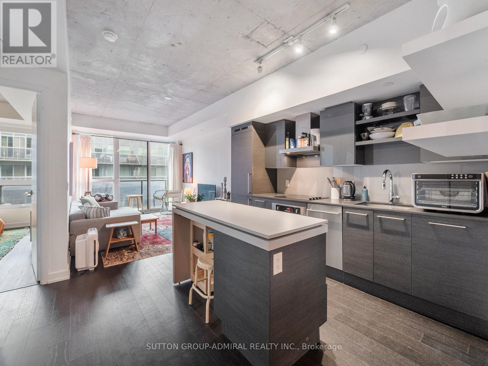 LPH31 - 1030 KING STREET W, Toronto, Ontario