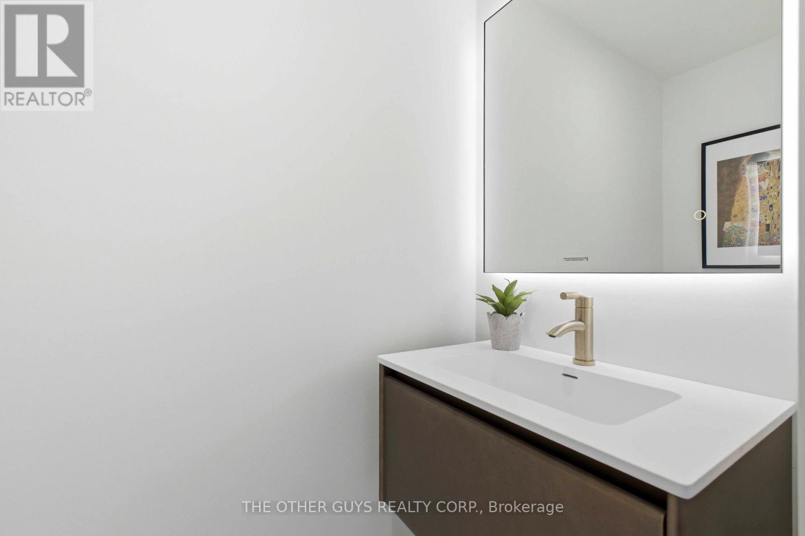 18 - 9r Clintwood Gate, Toronto, Ontario  M3A 0A8 - Photo 2 - C13003612