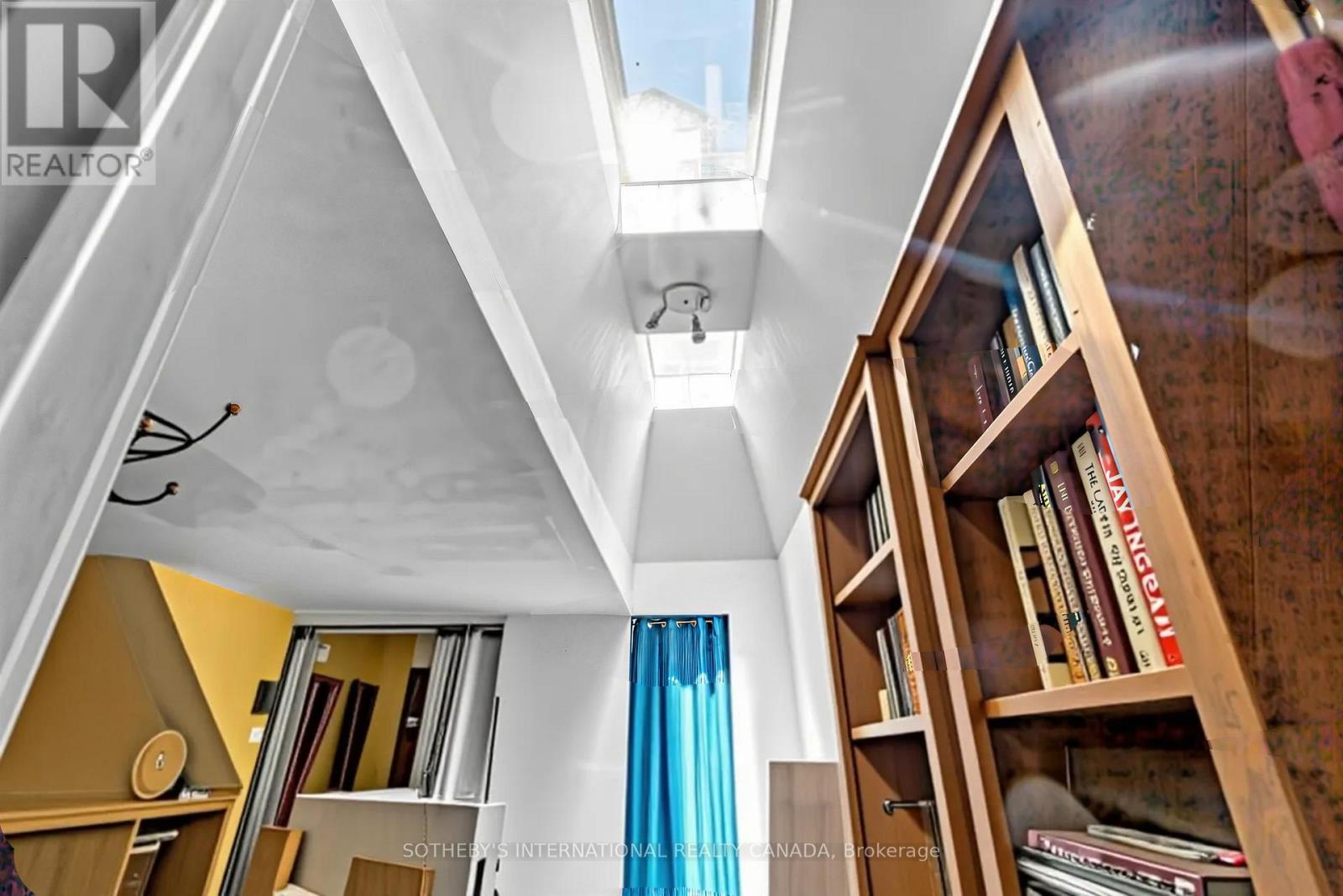 243 Gerrard Street E, Toronto, Ontario  M5A 2G1 - Photo 4 - C13003632