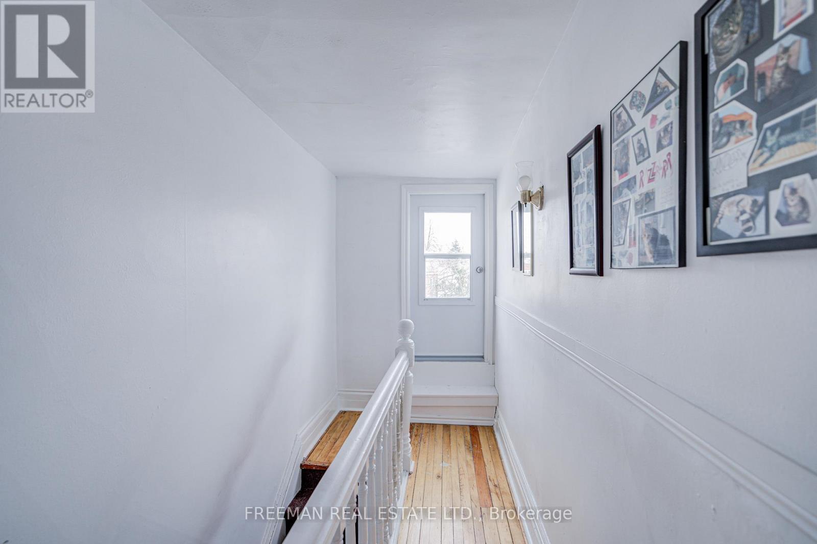 617 Clinton Street, Toronto, Ontario  M6G 2Z8 - Photo 11 - C13003636