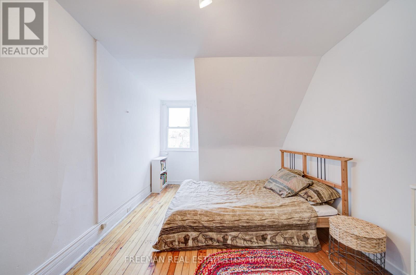 617 Clinton Street, Toronto, Ontario  M6G 2Z8 - Photo 13 - C13003636