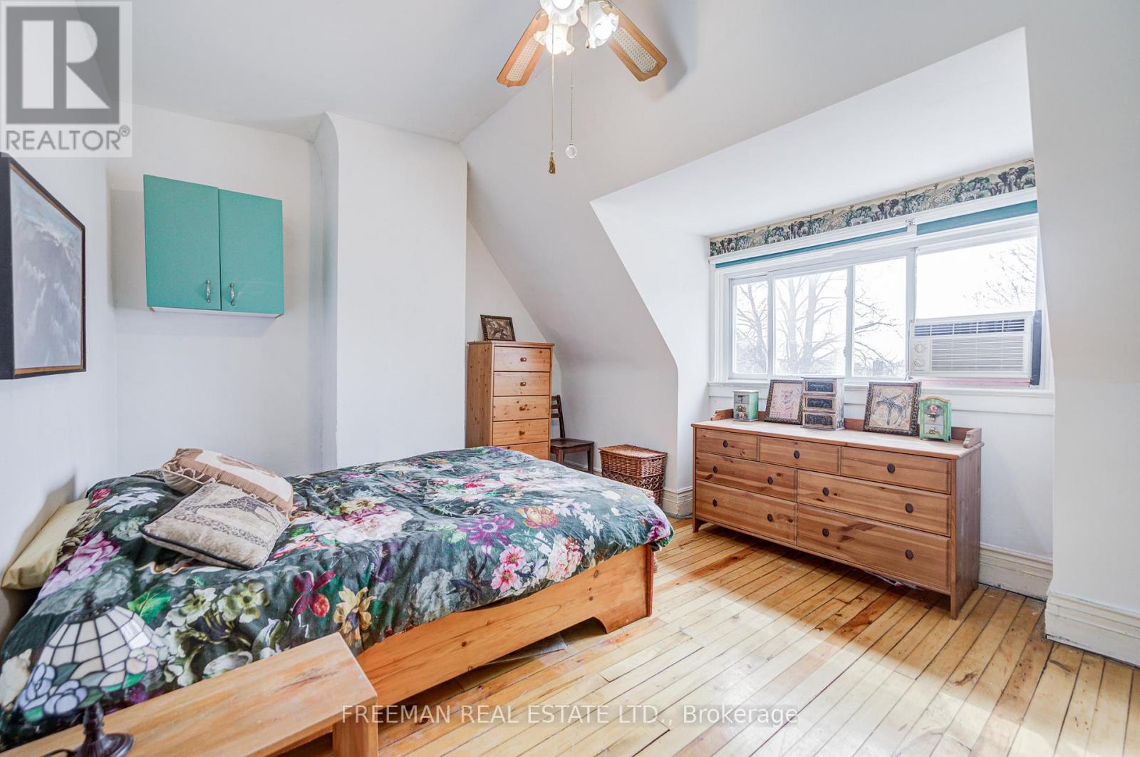 617 Clinton Street, Toronto, Ontario  M6G 2Z8 - Photo 14 - C13003636