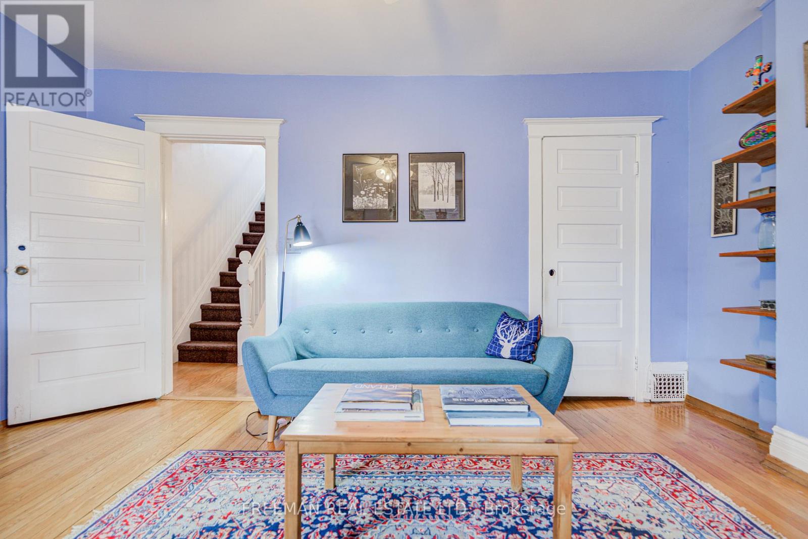 617 Clinton Street, Toronto, Ontario  M6G 2Z8 - Photo 2 - C13003636