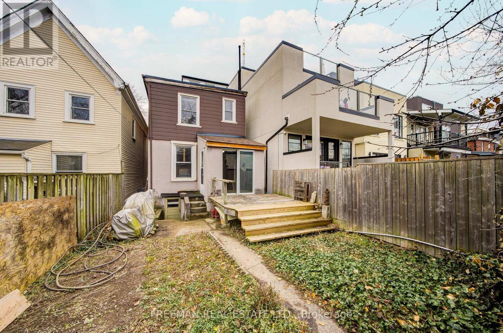 617 Clinton Street, Toronto, Ontario  M6G 2Z8 - Photo 23 - C13003636