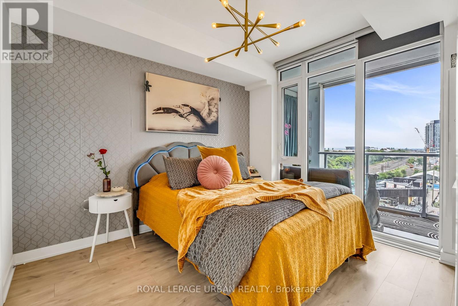 611 - 27 Bathurst Street, Toronto, Ontario  M5V 0R1 - Photo 16 - C13003648