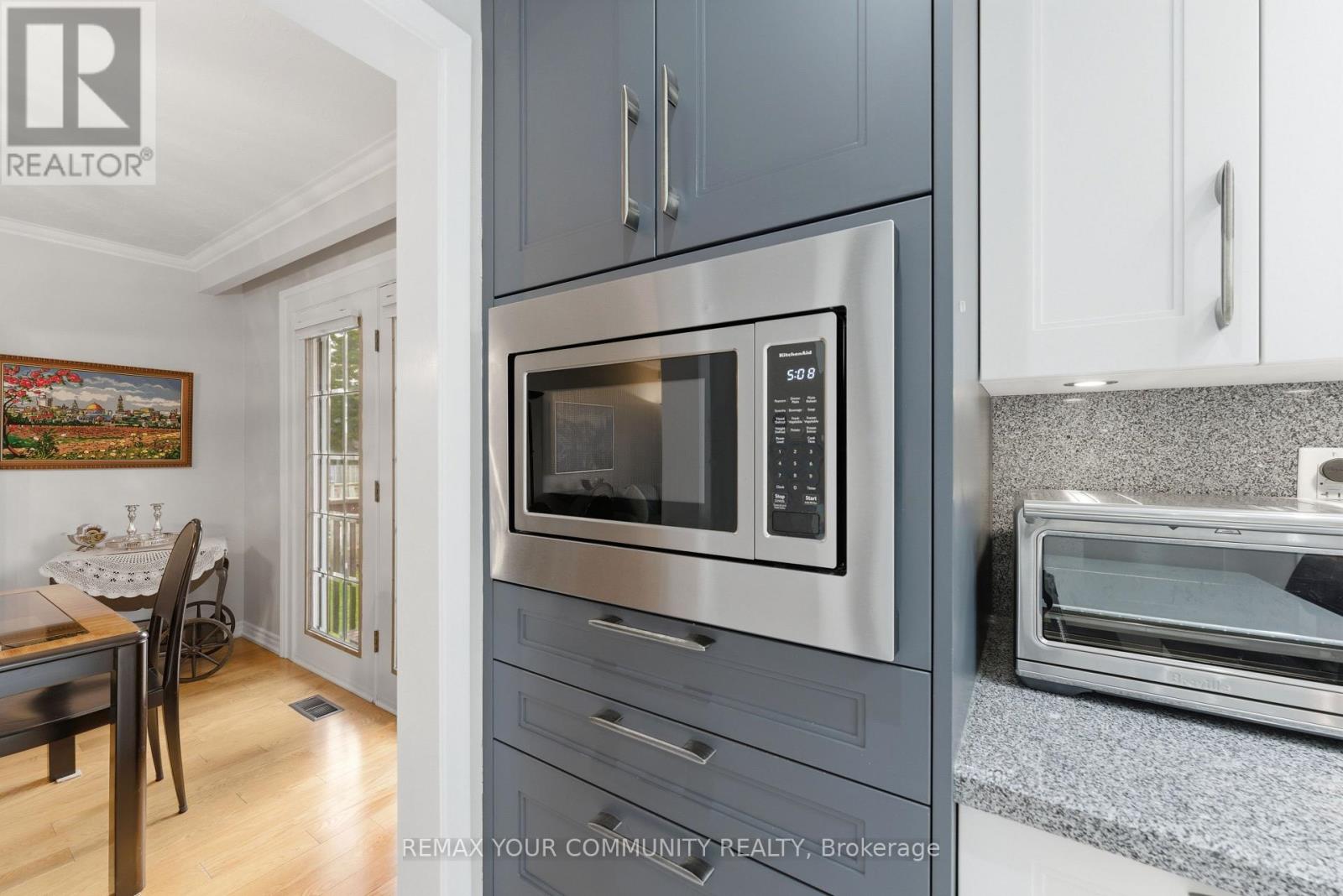 22 Marathon Crescent, Toronto, Ontario  M2R 2L7 - Photo 18 - C13003654