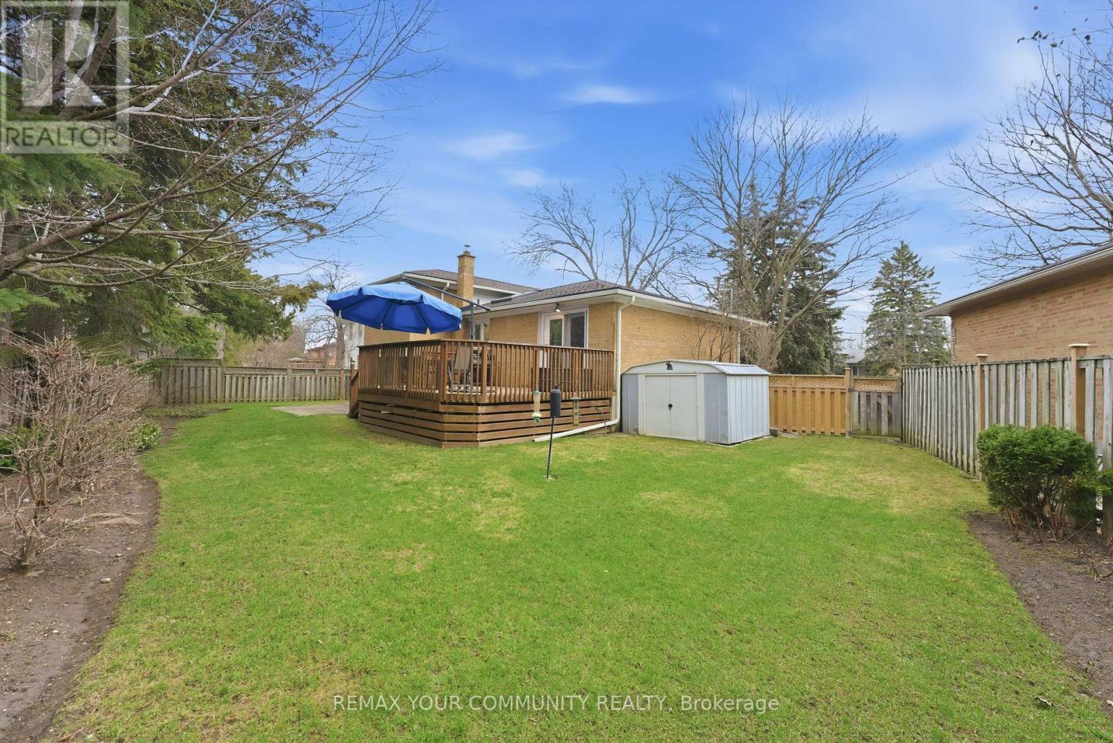 22 Marathon Crescent, Toronto, Ontario  M2R 2L7 - Photo 43 - C13003654