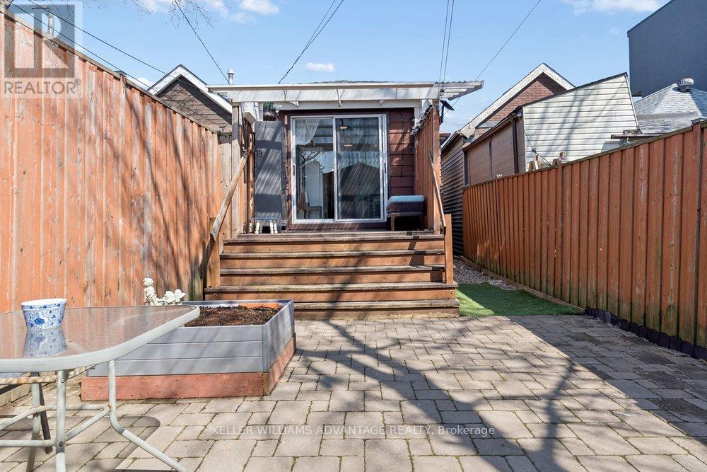 186 Cedric Avenue, Toronto, Ontario  M6C 3X8 - Photo 29 - C13003658