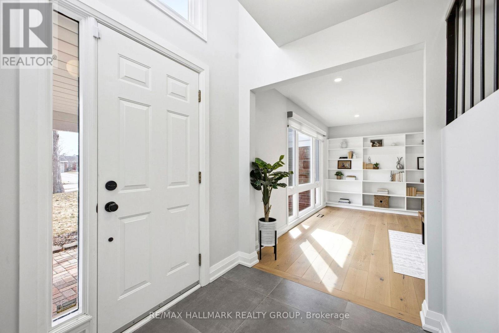 57 Kingsford Court, Ottawa, Ontario  K2K 1T8 - Photo 3 - X13003464