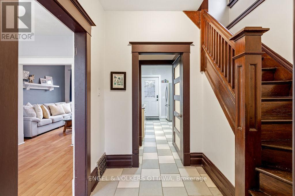 475 Kent Street, Ottawa, Ontario  K2P 2B6 - Photo 3 - X13003474