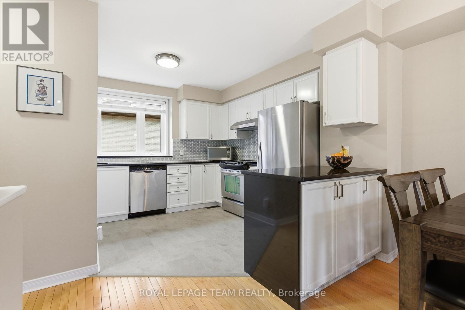 10 Cornerstone Private, Ottawa, Ontario  K2P 2N3 - Photo 10 - X13003552