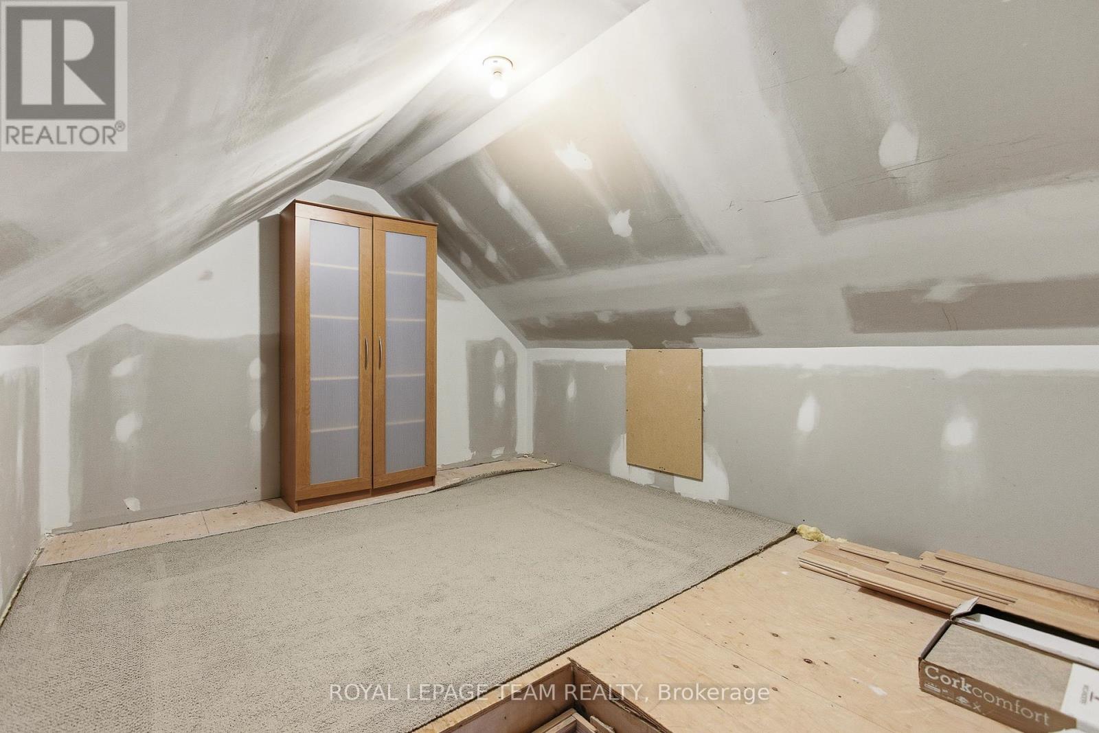 10 Cornerstone Private, Ottawa, Ontario  K2P 2N3 - Photo 22 - X13003552