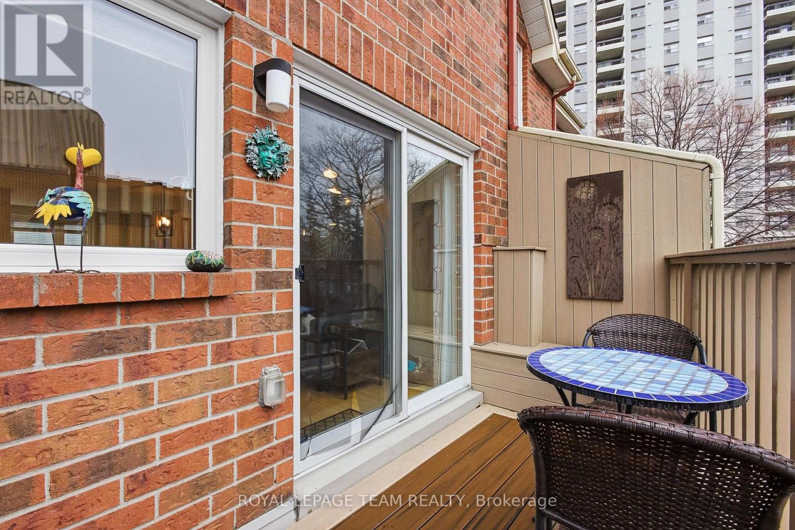 10 Cornerstone Private, Ottawa, Ontario  K2P 2N3 - Photo 28 - X13003552