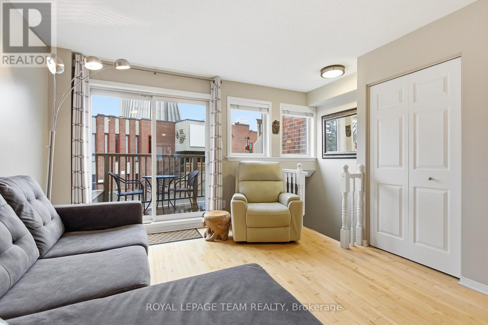 10 Cornerstone Private, Ottawa, Ontario  K2P 2N3 - Photo 6 - X13003552