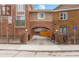 10 CORNERSTONE PRIVATE, Ottawa, Ontario