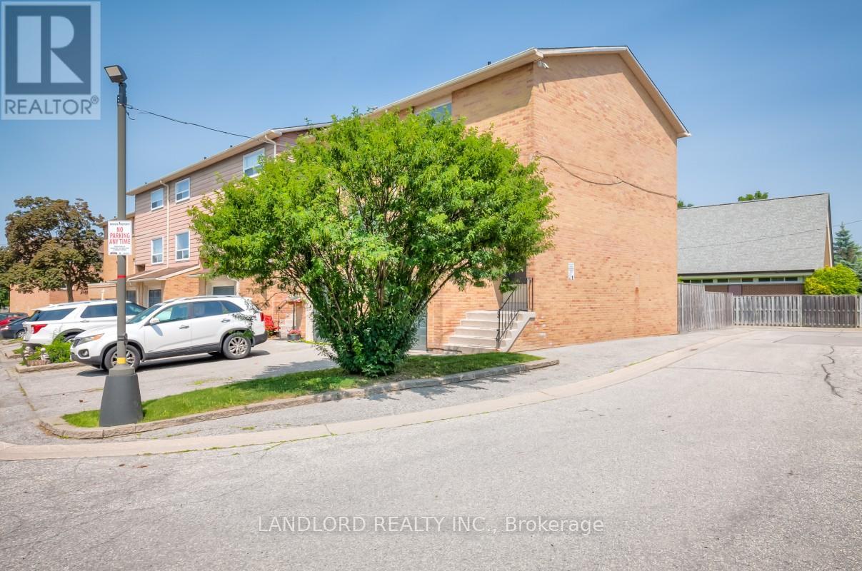 30 - 2830 Midland Avenue, Toronto, Ontario  M1S 1S4 - Photo 2 - E13003438