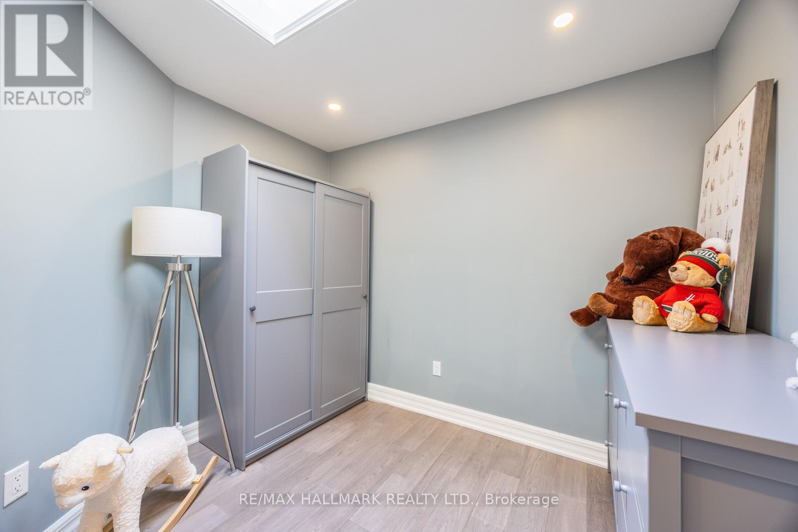 158 Wheeler Avenue, Toronto, Ontario  M4L 3V4 - Photo 19 - E13003458