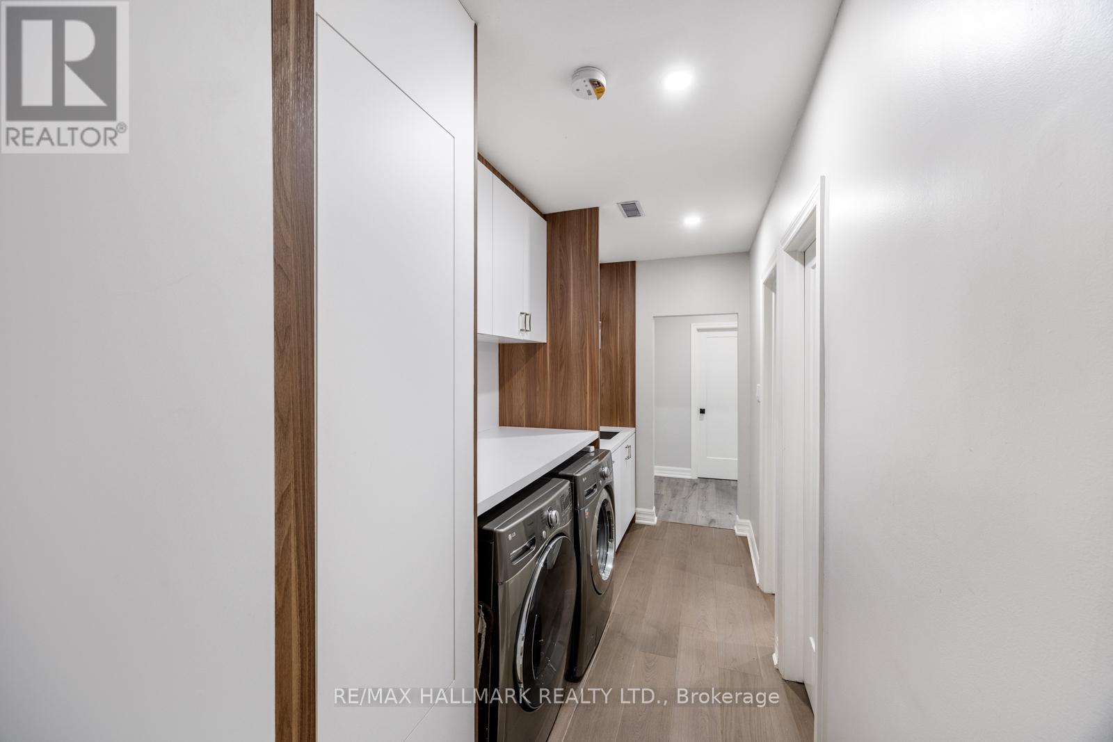 158 Wheeler Avenue, Toronto, Ontario  M4L 3V4 - Photo 22 - E13003458