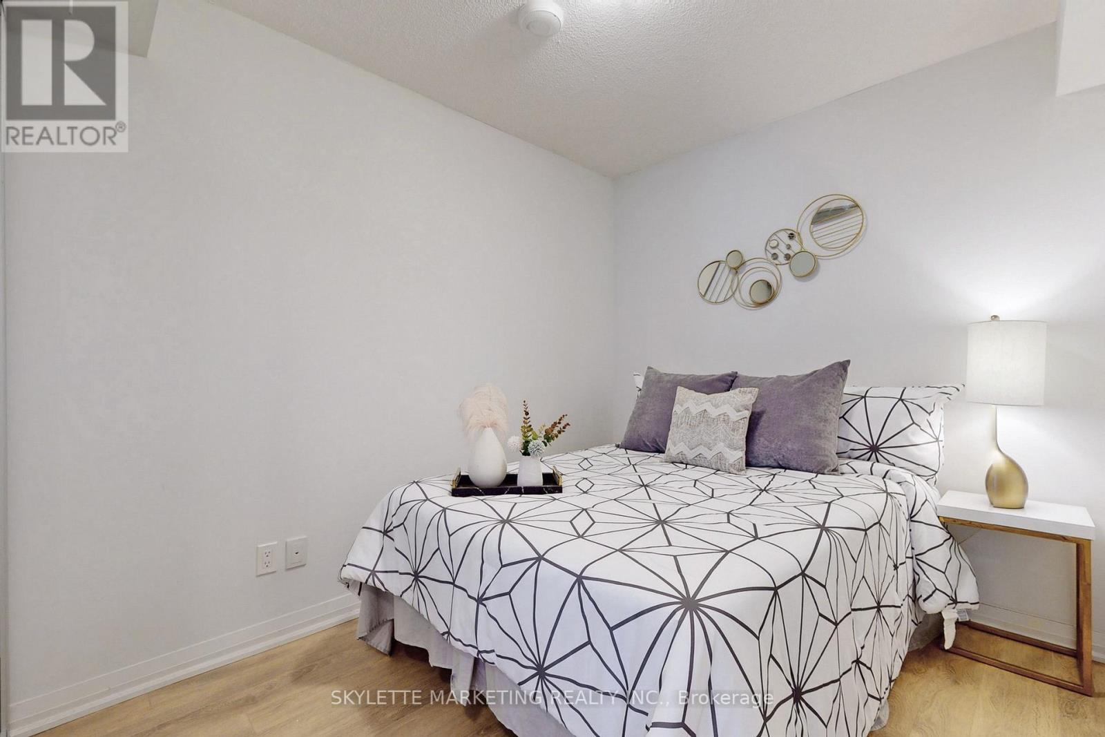 609 - 30 Meadowglen Place, Toronto, Ontario  M1G 0A6 - Photo 19 - E13003550