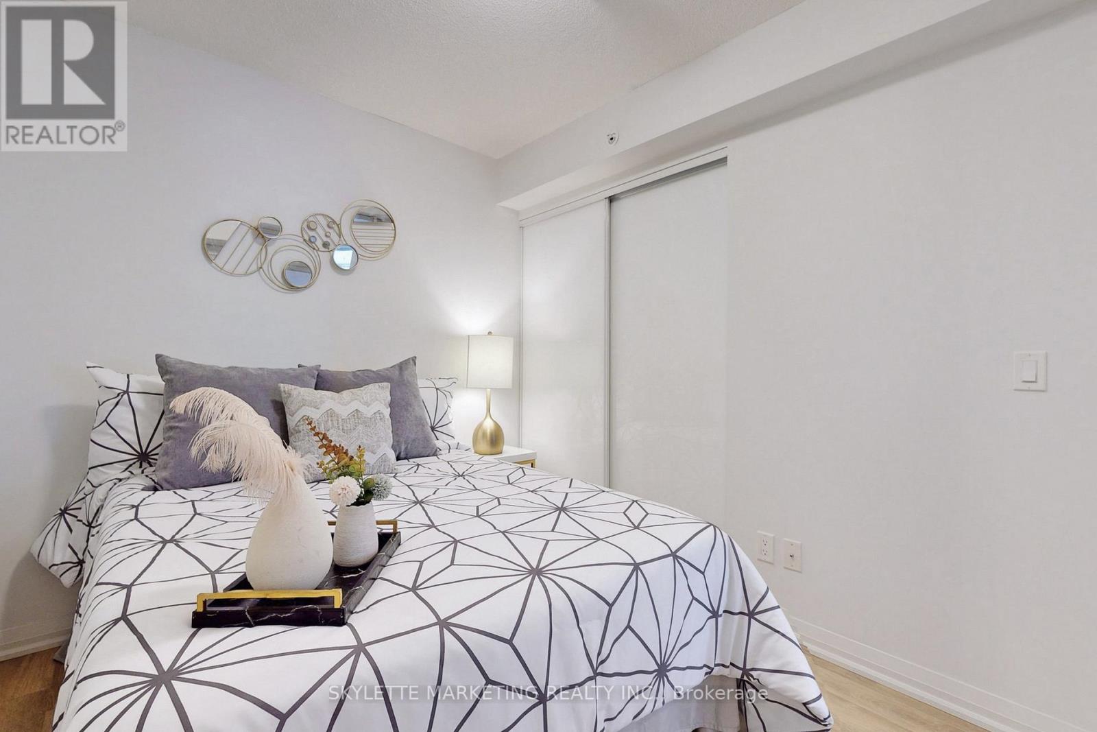 609 - 30 Meadowglen Place, Toronto, Ontario  M1G 0A6 - Photo 20 - E13003550