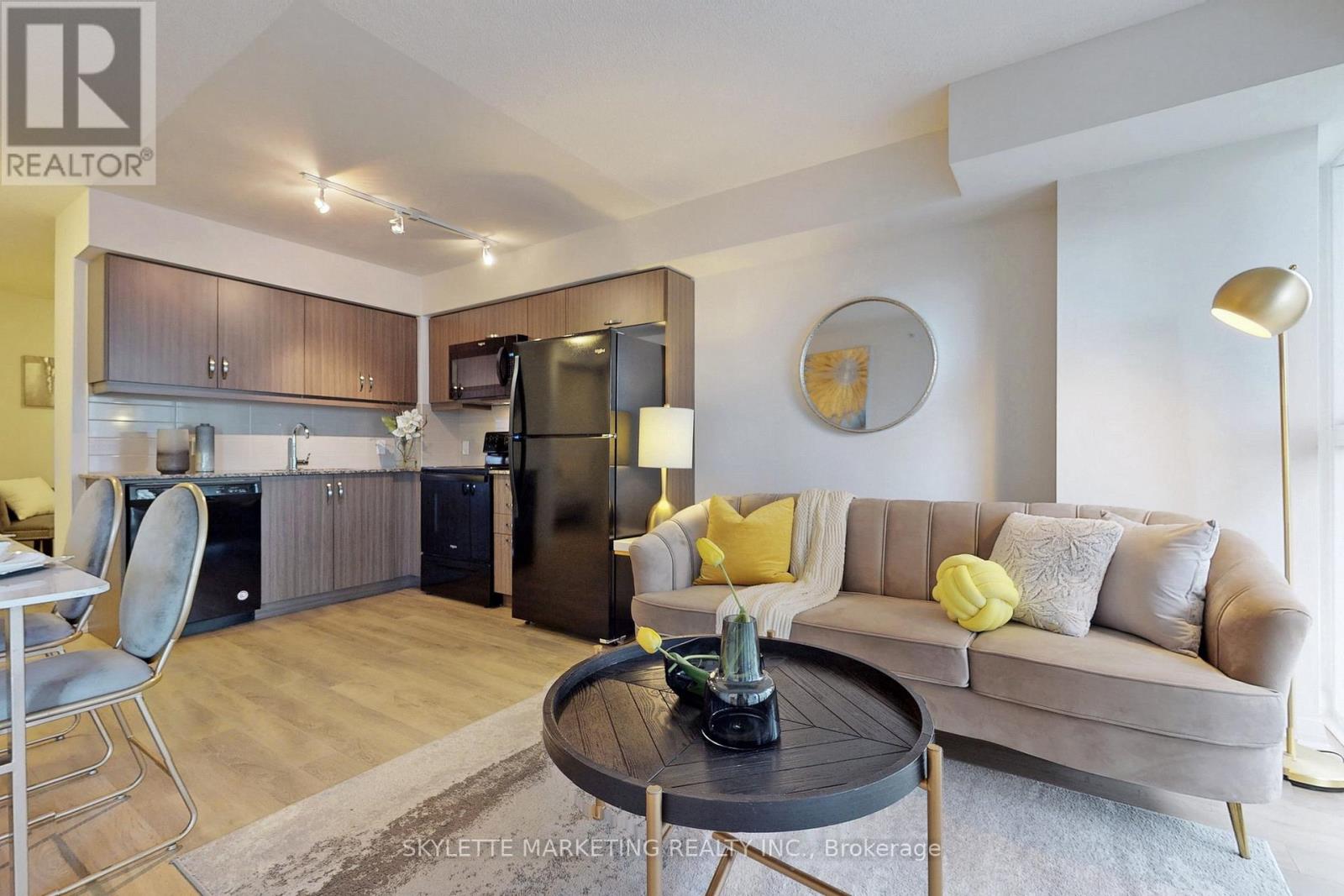 609 - 30 Meadowglen Place, Toronto, Ontario  M1G 0A6 - Photo 4 - E13003550