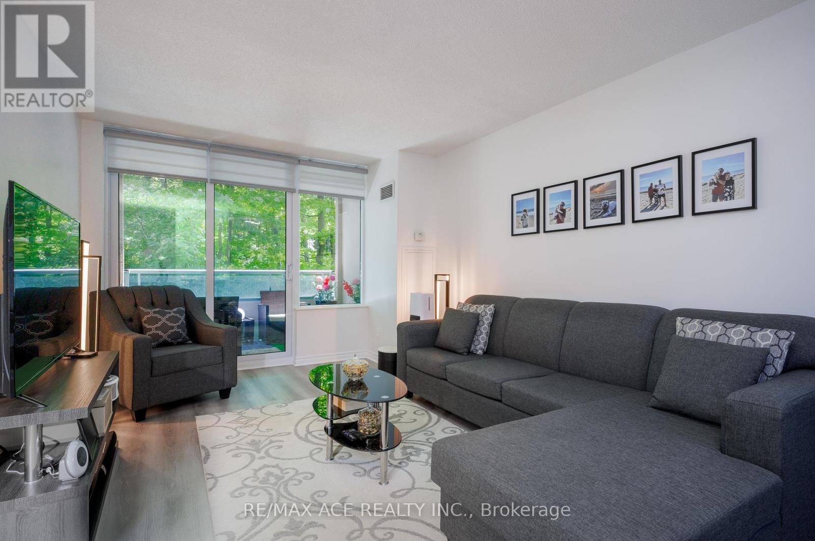 210 - 61 Town Centre Court, Toronto, Ontario  M1P 5C5 - Photo 5 - E13003602