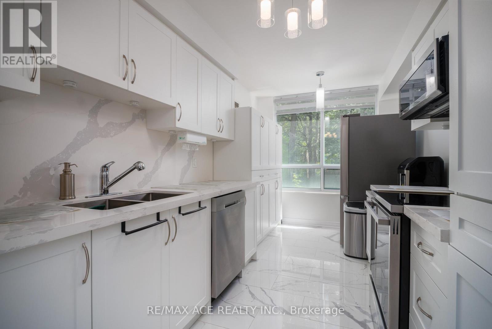 210 - 61 Town Centre Court, Toronto, Ontario  M1P 5C5 - Photo 8 - E13003602