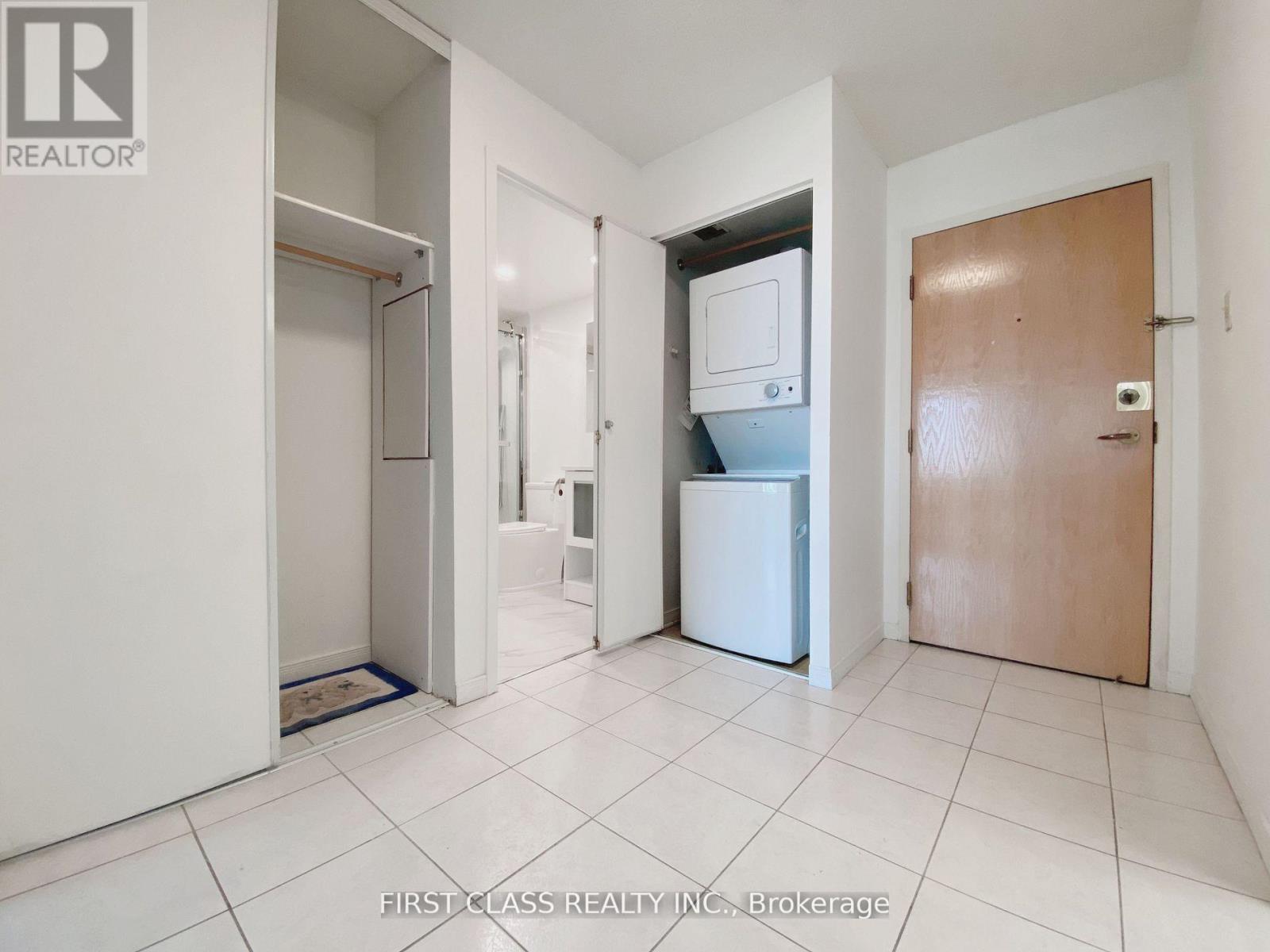 1101 - 88 Alton Towers Circle, Toronto, Ontario  M1V 5C5 - Photo 5 - E13003610