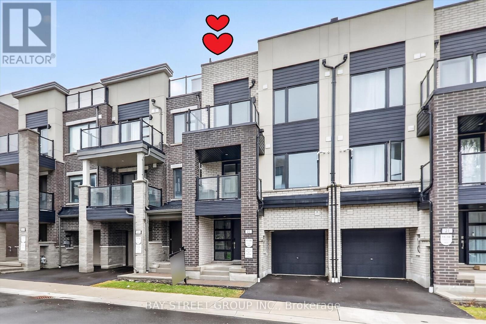 23 Schmidt Lane, Markham, Ontario  L6C 3L7 - Photo 2 - N13003382