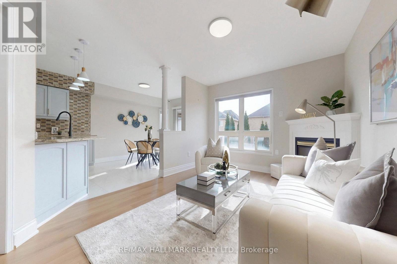 17 Durango Drive, Richmond Hill, Ontario  L4S 2W5 - Photo 8 - N13003410