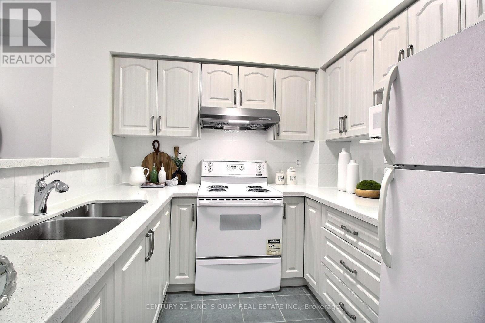 23a - 2 Alpen Way, Markham, Ontario  L3R 4G1 - Photo 11 - N13003580