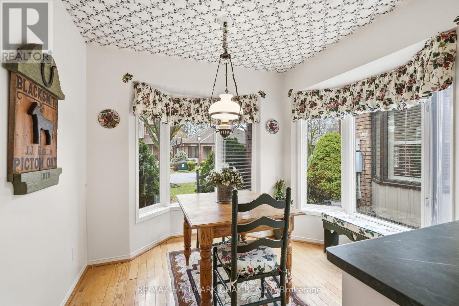 200 Riverview Road, New Tecumseth, Ontario  L9R 1Y2 - Photo 12 - N13003620