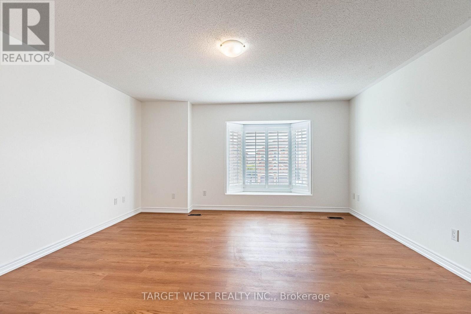 9 Olivia Marie Road, Brampton, Ontario  L6Y 0M5 - Photo 33 - W12999244