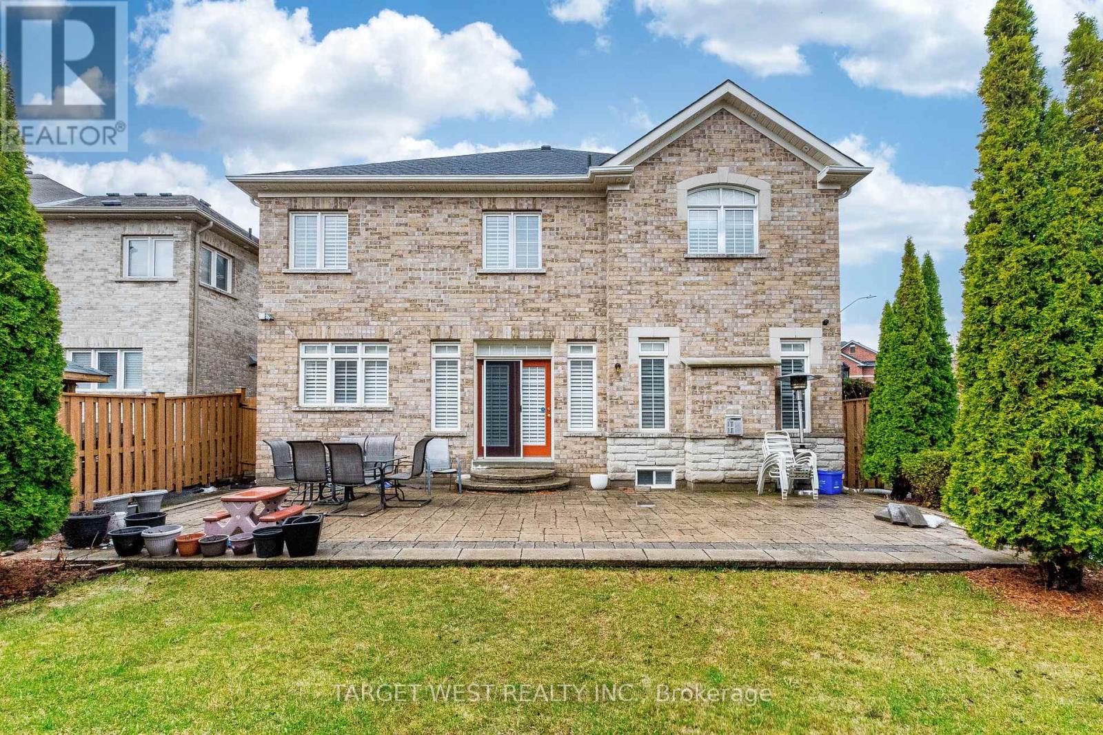 9 Olivia Marie Road, Brampton, Ontario  L6Y 0M5 - Photo 41 - W12999244