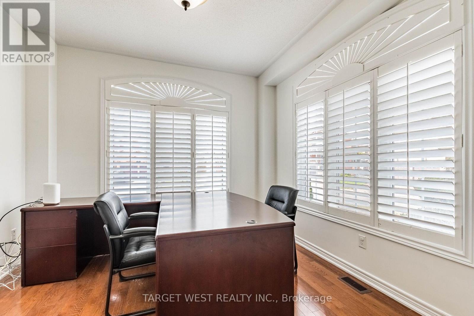 9 Olivia Marie Road, Brampton, Ontario  L6Y 0M5 - Photo 36 - W12999244