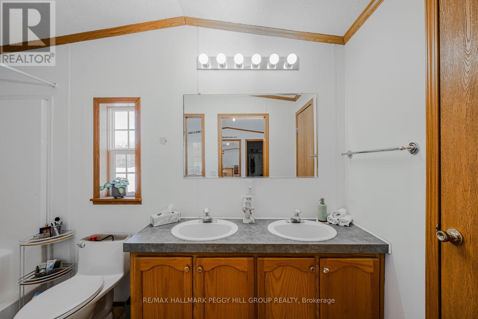 4105 Haines Street, Severn, Ontario  L3V 0V4 - Photo 9 - S13003584