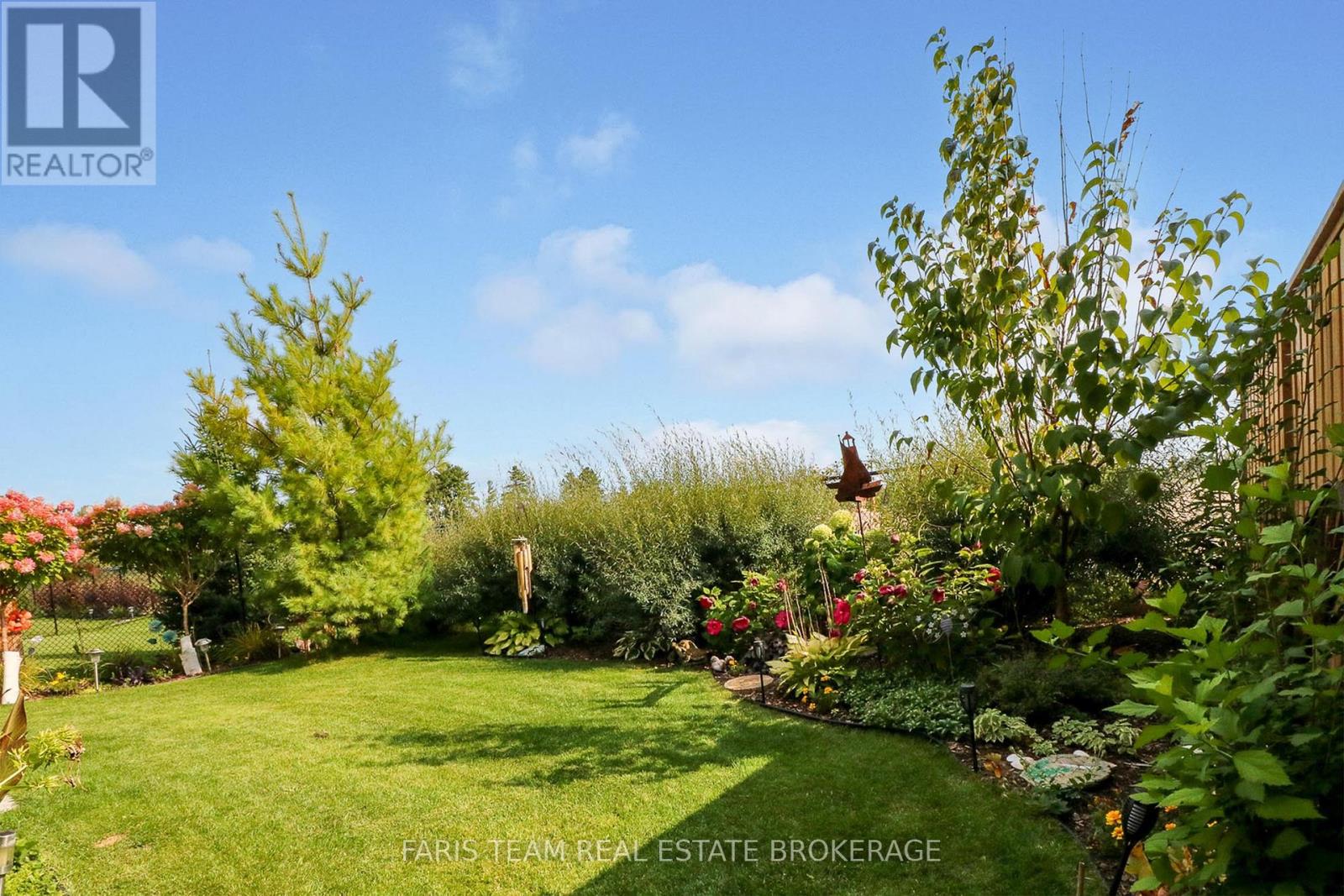 33 Bianca Crescent, Wasaga Beach, Ontario  L9Z 0H6 - Photo 49 - S13003604