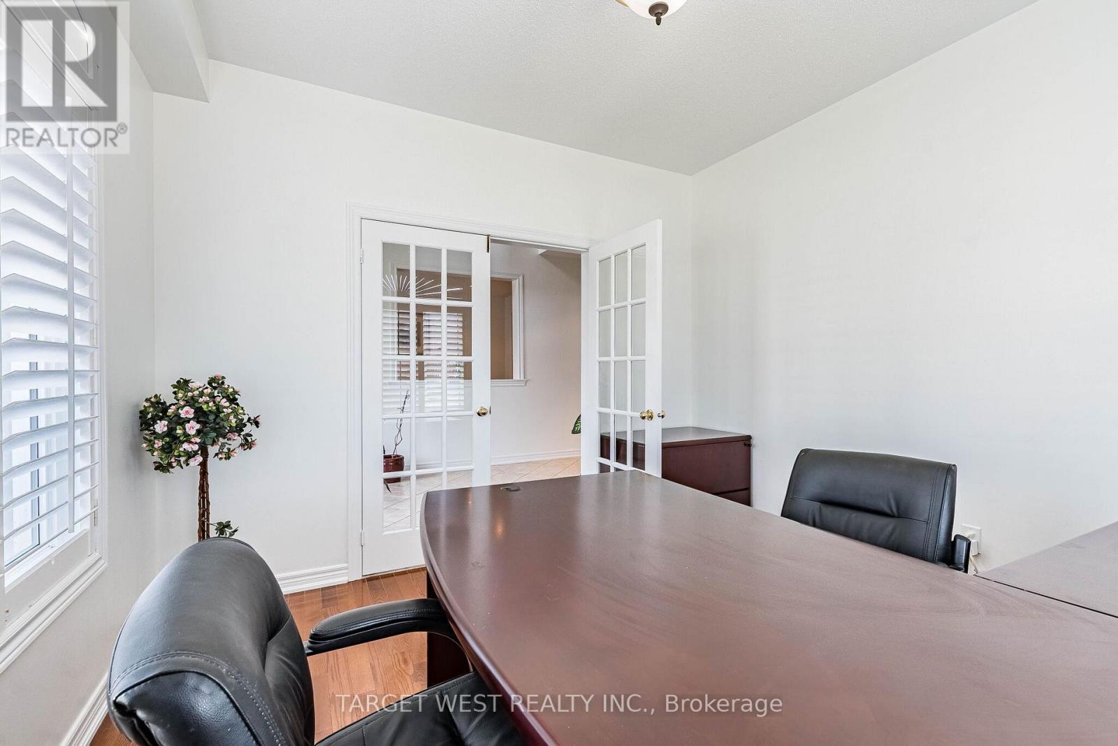 9 Olivia Marie Road, Brampton, Ontario  L6Y 0M5 - Photo 37 - W12999244