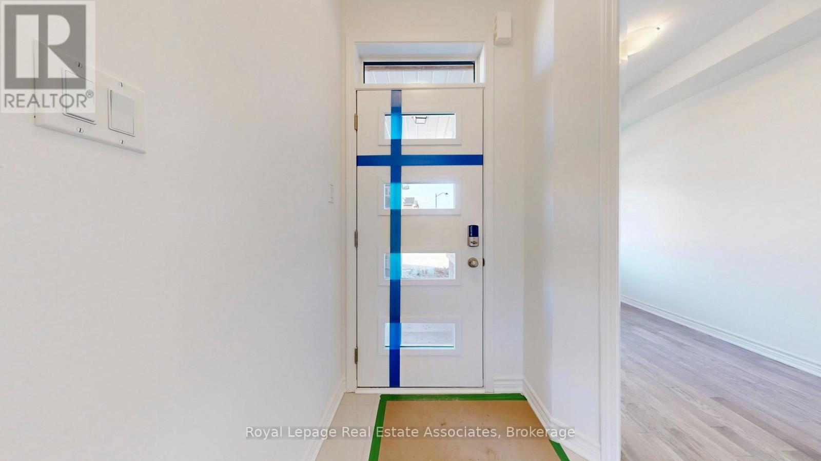 1531 Whitlock Avenue, Milton, Ontario  L9E 2J7 - Photo 5 - W13003348