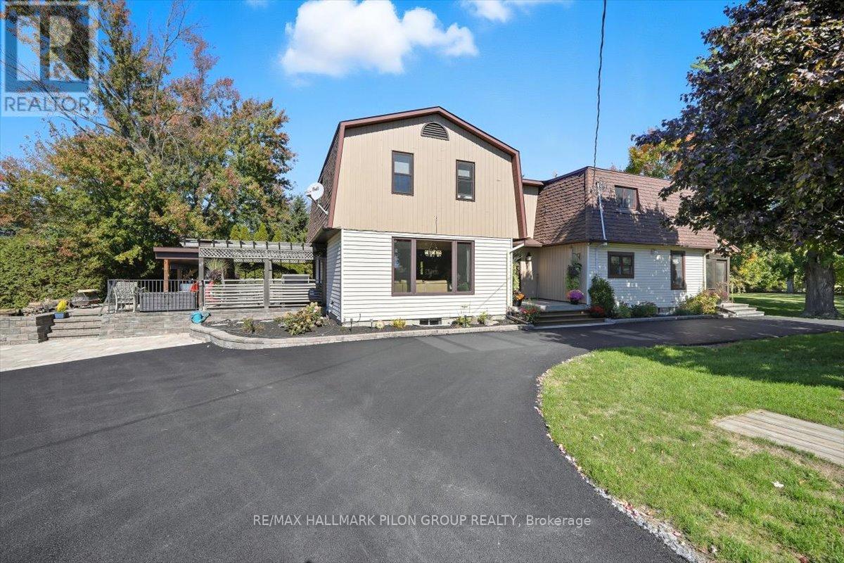 3172 8th Line Road, Ottawa, Ontario  K0A 2P0 - Photo 3 - X12687786