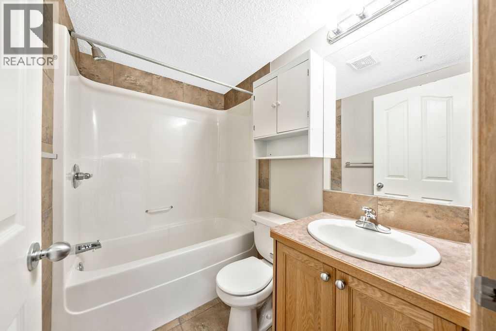 103, 92 Saddletree Court NE, Calgary, Alberta  T3J 0K9 - Photo 8 - A2283161
