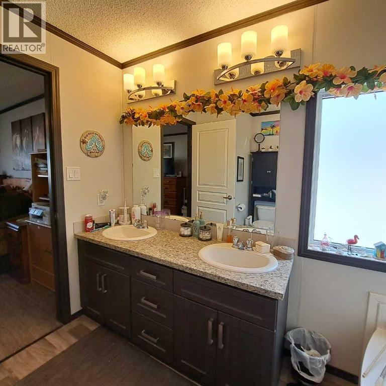 212 Engineer Avenue, Coaldale, Alberta  T1M 0A9 - Photo 24 - A2279515