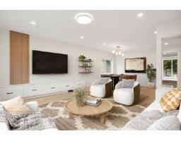 15962 NORTH BLUFF ROAD, White Rock, British Columbia