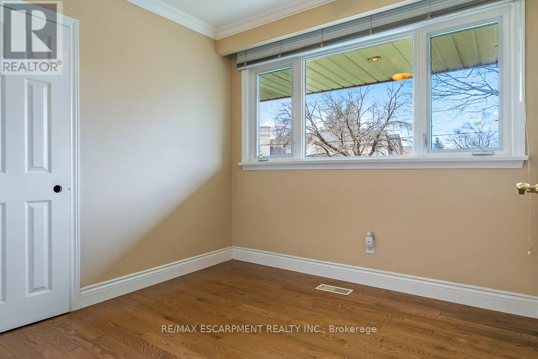 1546 Lorne Wood Road, Mississauga, Ontario  L5H 3G3 - Photo 15 - W13003384