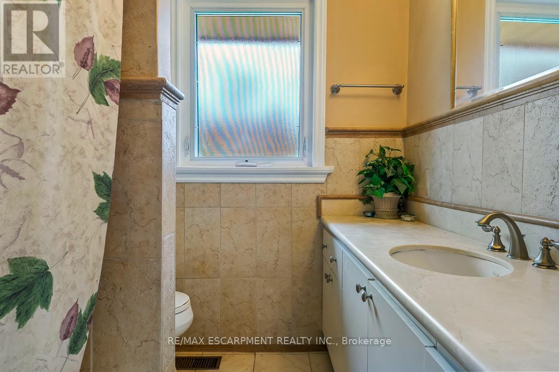 1546 Lorne Wood Road, Mississauga, Ontario  L5H 3G3 - Photo 16 - W13003384